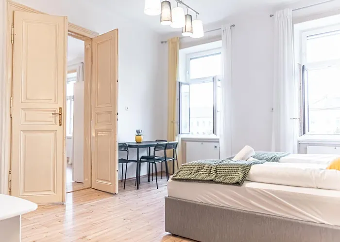 Attractive 2br Near Akh Ideal For Short & Longstays Βιέννη