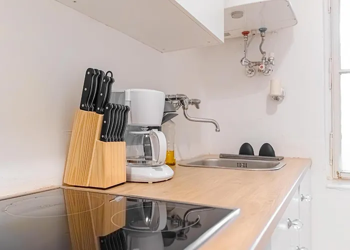 Attractive 2br Near Akh Ideal For Short & Longstays Διαμέρισμα Βιέννη