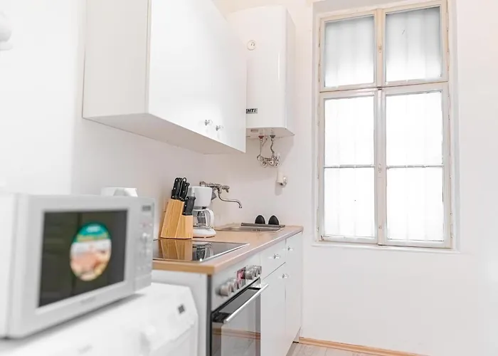 Attractive 2br Near Akh Ideal For Short & Longstays Διαμέρισμα Βιέννη