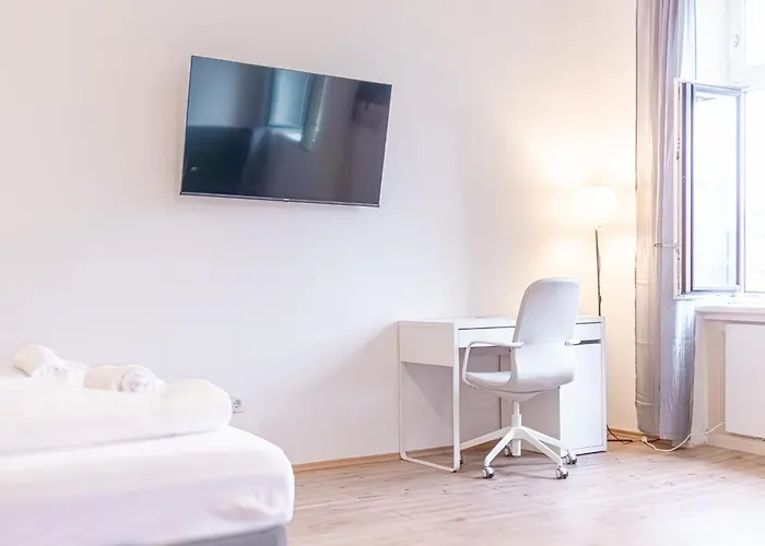 Διαμέρισμα Attractive 2br Near Akh Ideal For Short & Longstays *