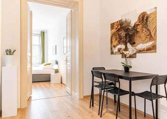 Attractive 2br Near Akh Ideal For Short & Longstays Διαμέρισμα Βιέννη